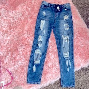 Ripped boyfriend jeans